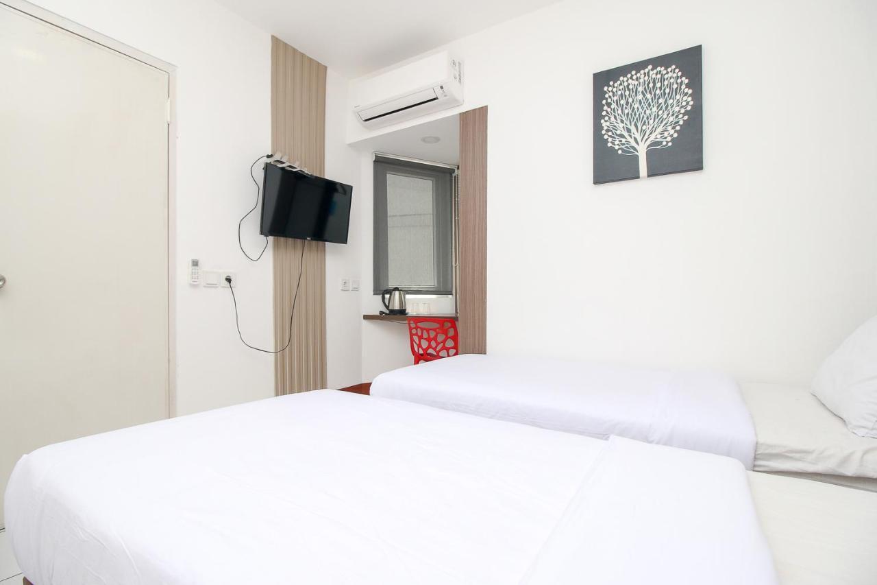 Smarthomm Inn Bandara Parungkuda Exterior photo